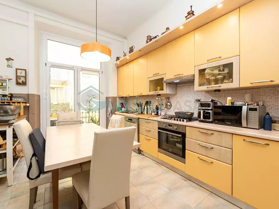 Immagine 8 di Appartamento in vendita  in VIA VITRUVIO 3 a Milano