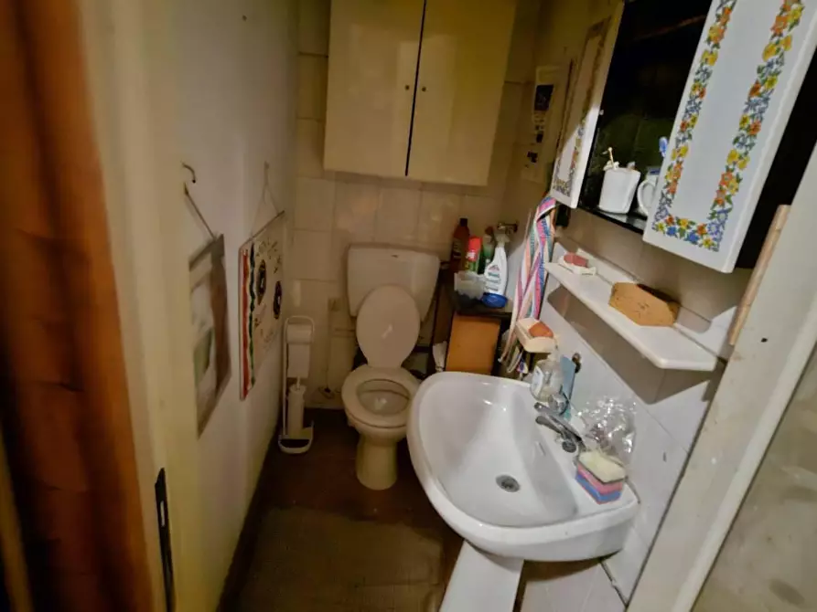 Immagine 7 di Box auto in vendita  in VIA spiaggia 38 a Ventimiglia