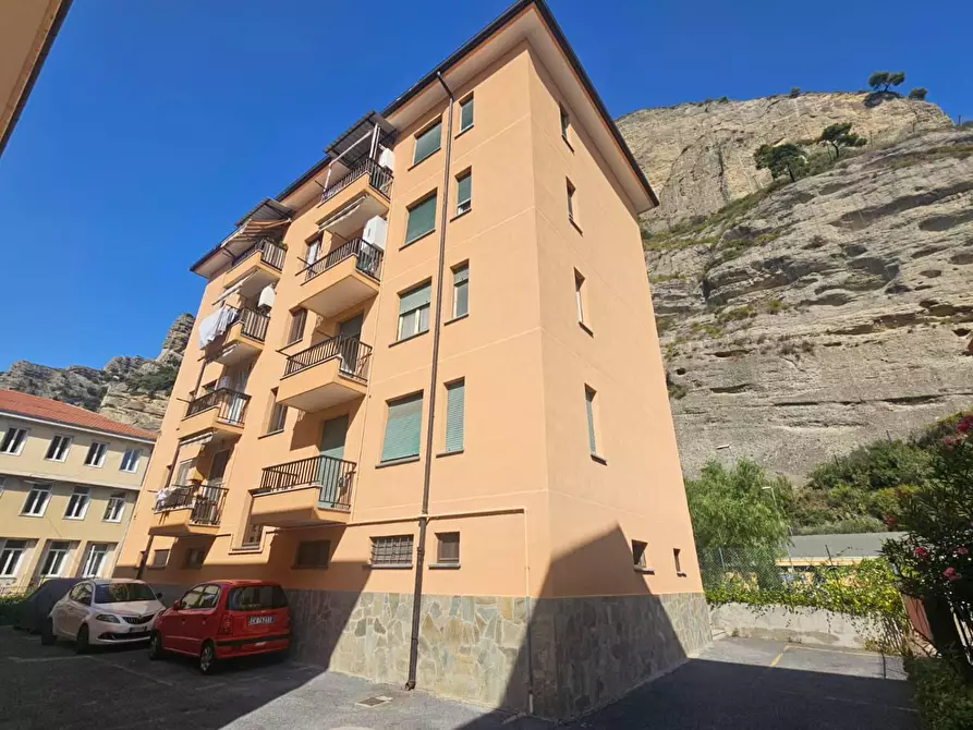 Immagine 1 di Appartamento in vendita  in CORSO Limone Piemonte 16 a Ventimiglia