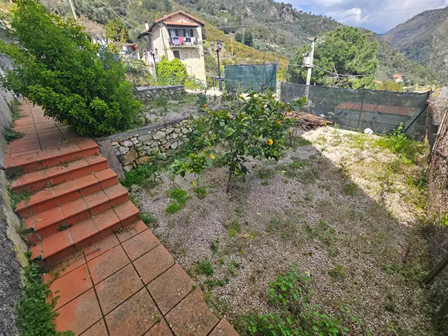 Immagine 2 di Casa semindipendente in vendita  in VIA serro inferiore a Ventimiglia