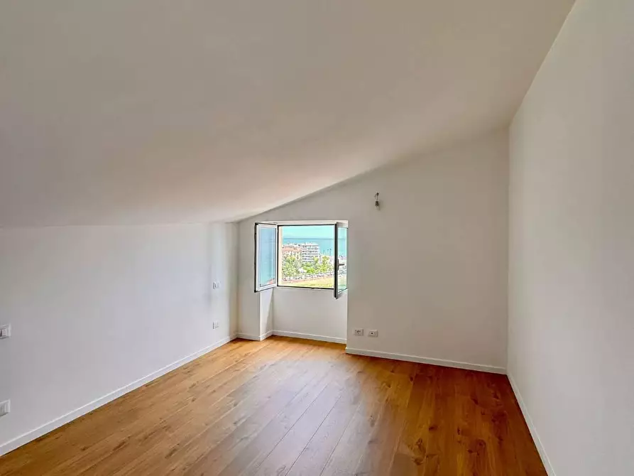 Immagine 2 di Appartamento in vendita  in VIA Biancheri a Ventimiglia