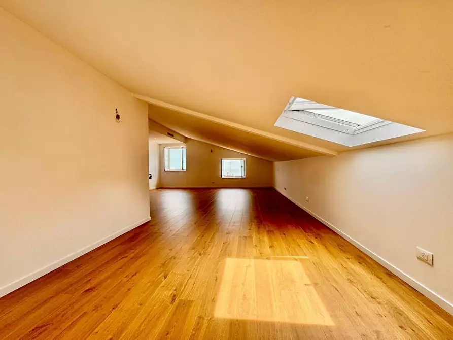 Immagine 1 di Appartamento in vendita  in VIA Biancheri a Ventimiglia