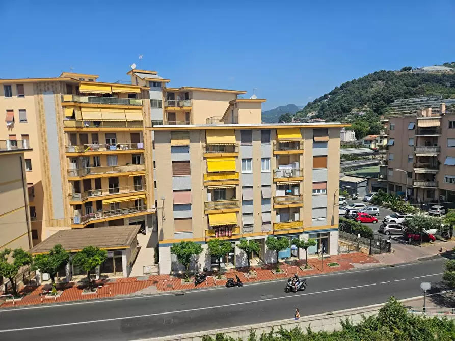Immagine 5 di Appartamento in vendita  in VIA ANGELO CUSTODI 7 a Vallecrosia