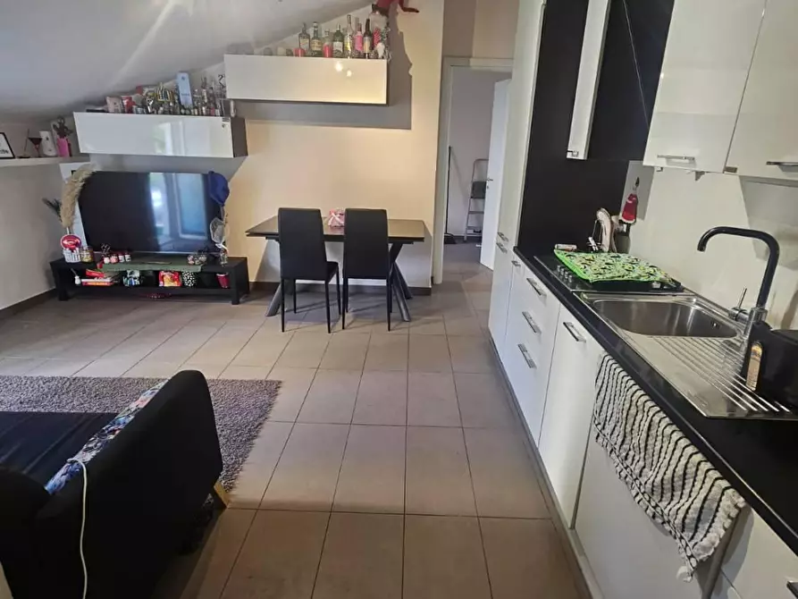 Immagine 3 di Appartamento in vendita  in VIA Della Resistenza a Ventimiglia