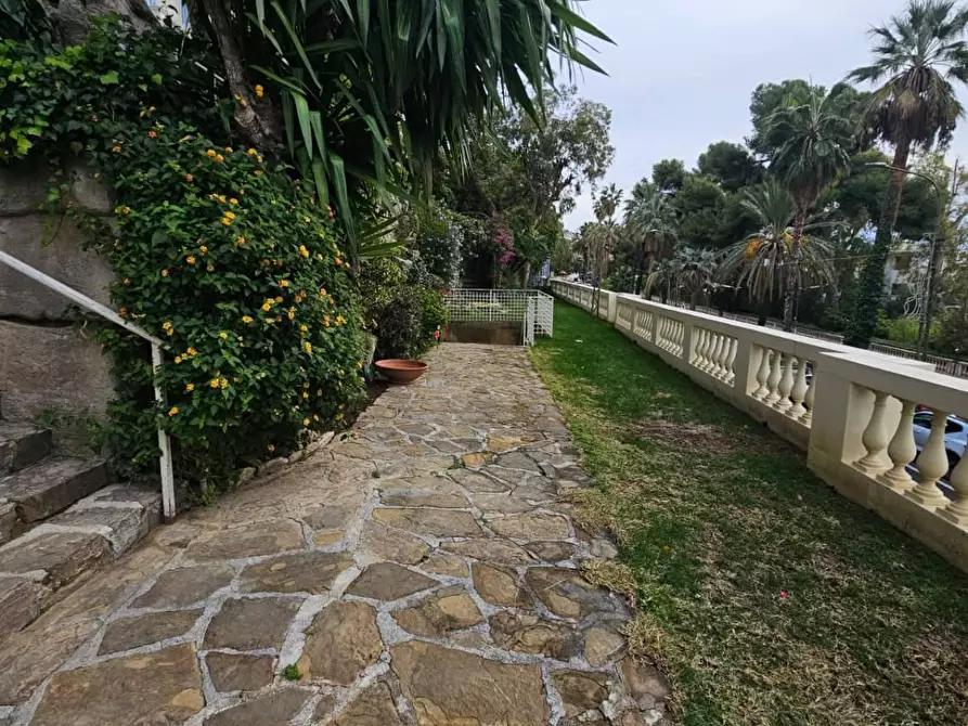 Immagine 18 di Appartamento in vendita  in VIA Cavalieri Rodi a Ospedaletti