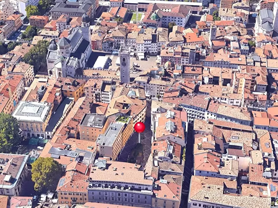 Immagine 1 di Appartamento in vendita  in VIA Piazza Lodron a Trento