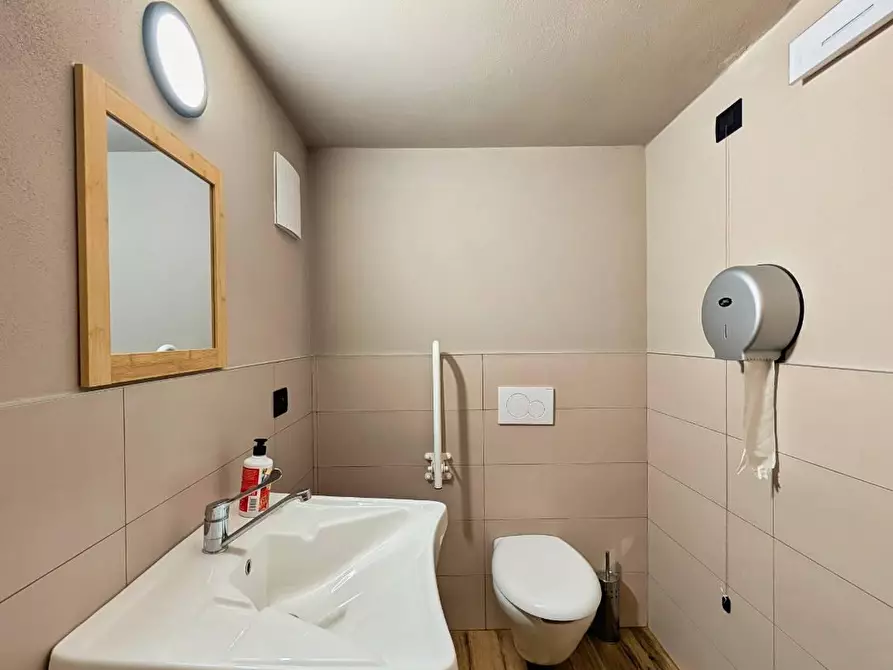 Immagine 9 di Bar / Ristorante in affitto  in VIA Via San Valentino a Brennero .Brenner.