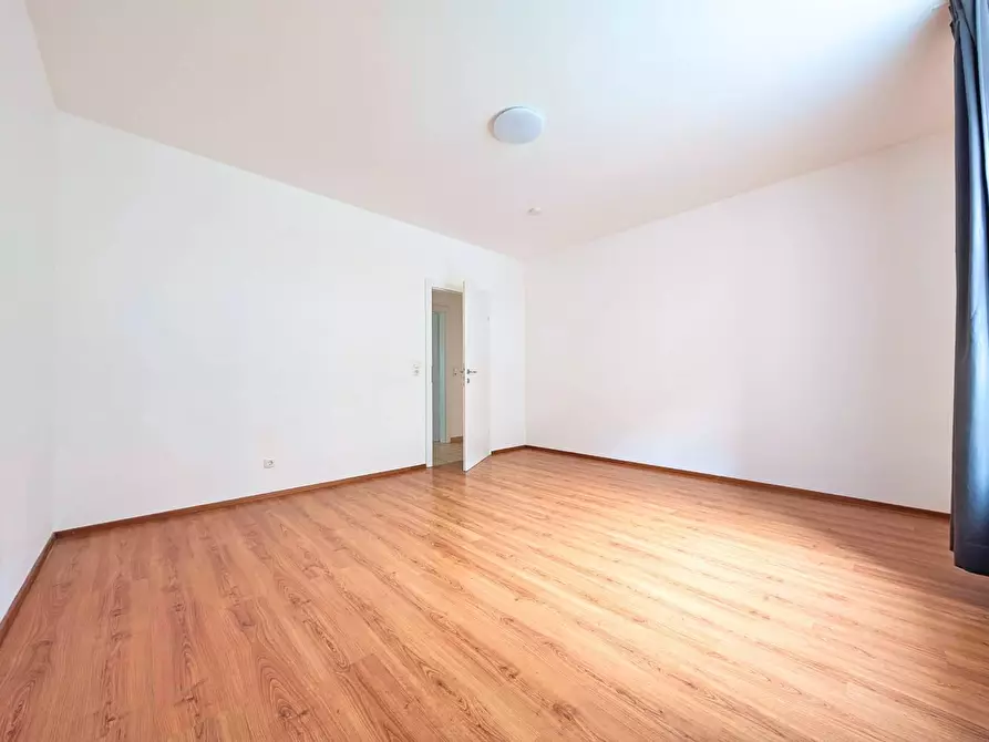 Immagine 7 di Appartamento in vendita  in VIA a Brennero .Brenner.