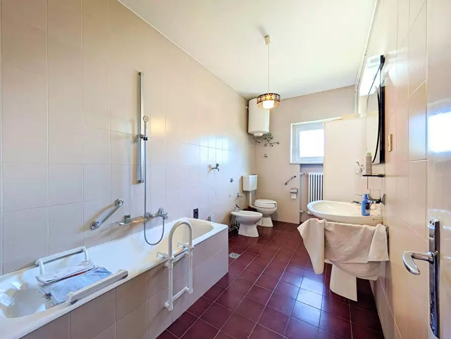 Immagine 11 di Appartamento in vendita  in VIA Castelliere a Bressanone .Brixen.