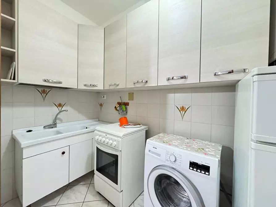 Immagine 6 di Appartamento in vendita  in VIALE tevere a Silvi