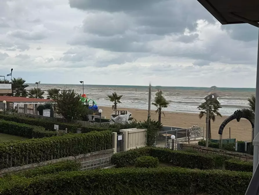 Immagine 11 di Appartamento in vendita  in VIALE tevere a Silvi