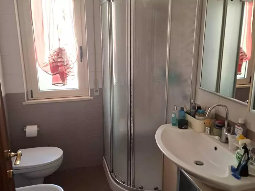 Immagine 5 di Appartamento in vendita  in VIA Settembrini a Silvi