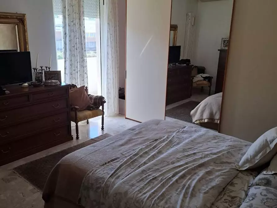 Immagine 3 di Appartamento in vendita  in VIA Settembrini a Silvi