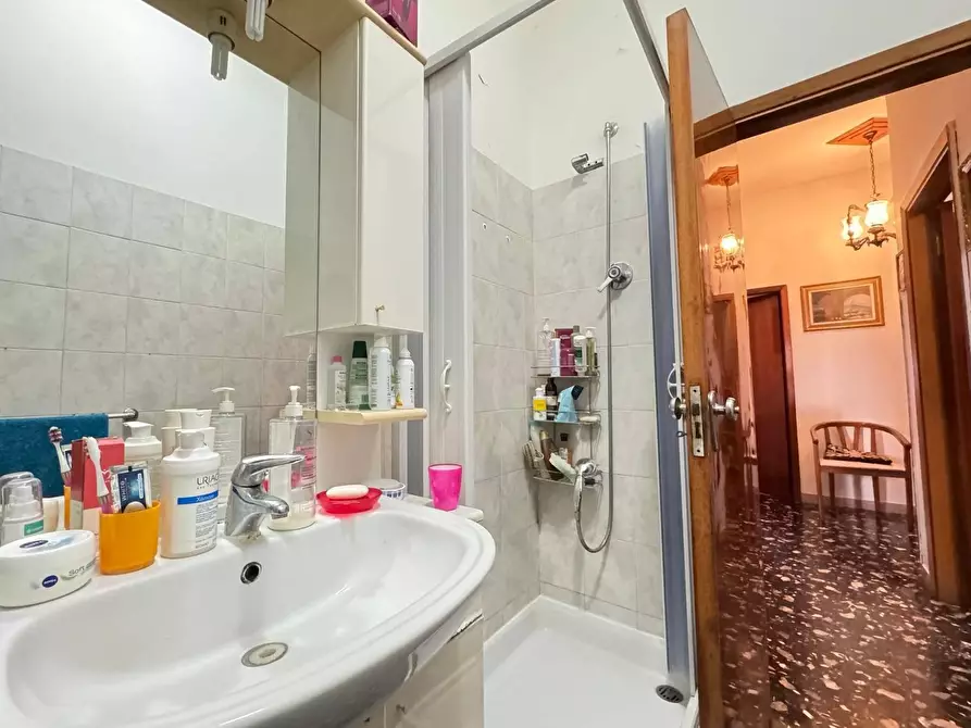 Immagine 13 di Casa indipendente in vendita  in CORSO Umberto a Montesilvano