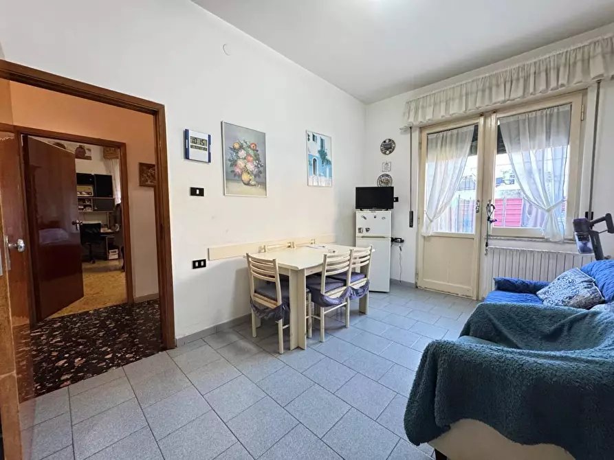 Immagine 7 di Casa indipendente in vendita  in CORSO Umberto a Montesilvano