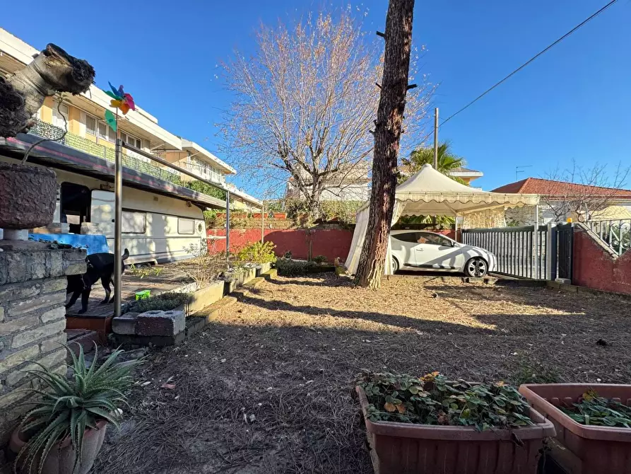 Immagine 22 di Casa indipendente in vendita  in CORSO Umberto a Montesilvano
