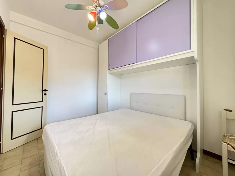 Immagine 14 di Appartamento in vendita  in VIALE Reno a Silvi