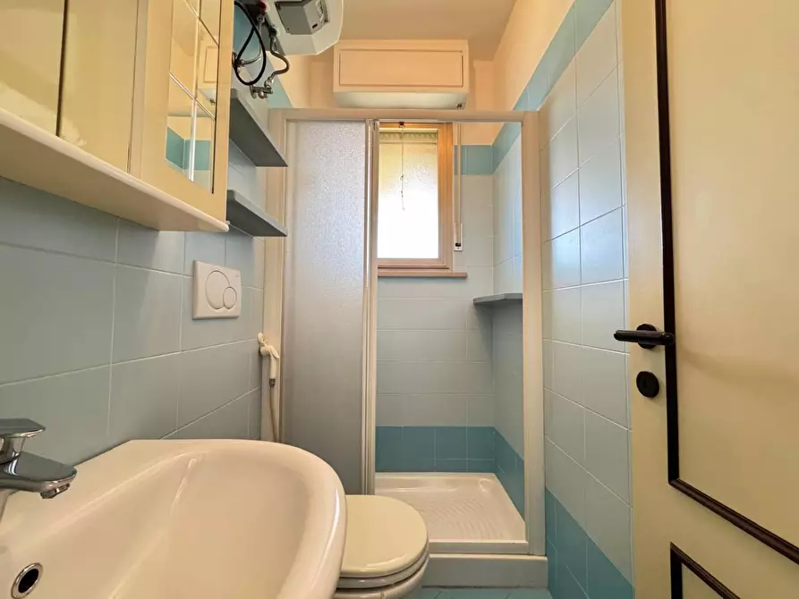 Immagine 8 di Appartamento in vendita  in VIALE Reno a Silvi