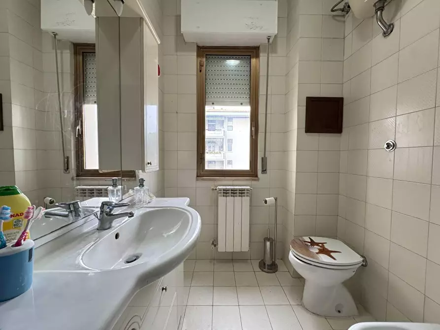 Immagine 14 di Appartamento in vendita  in VIA Piave 40 a Silvi