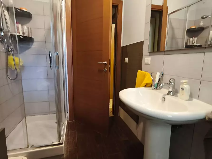 Immagine 8 di Appartamento in vendita  in VIA Fratelli Bandiera 11 a Montesilvano