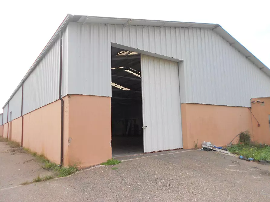 Immagine 1 di Capannone industriale in affitto  in Sa Stoia 0 a Iglesias