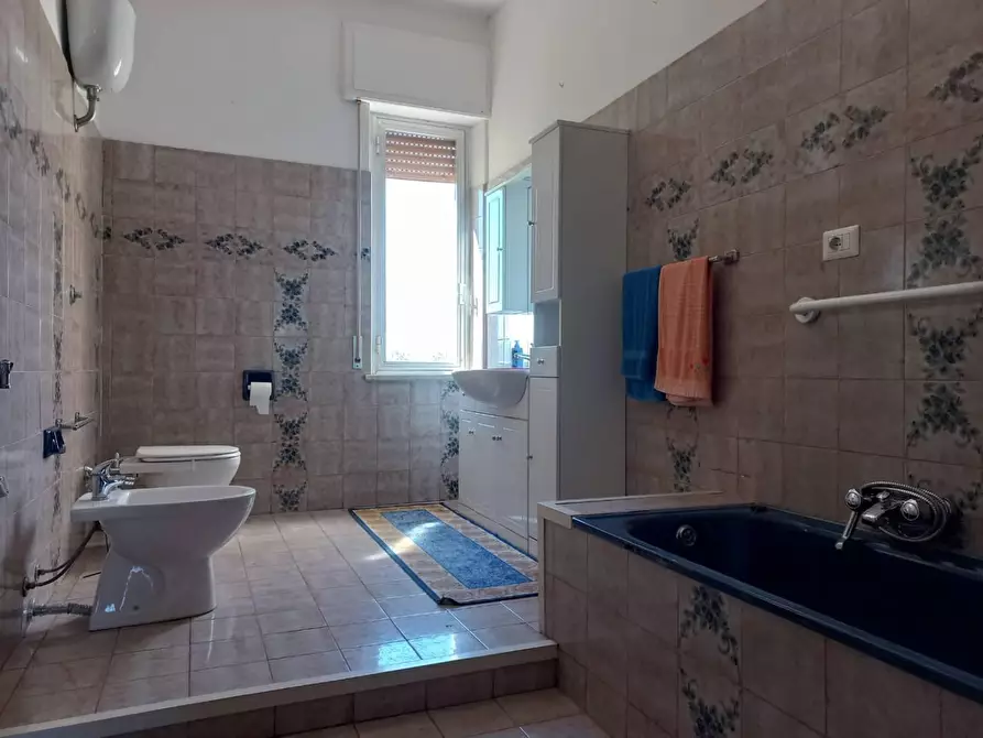 Immagine 15 di Villa in vendita  in Nino Bixio 11 a Domusnovas