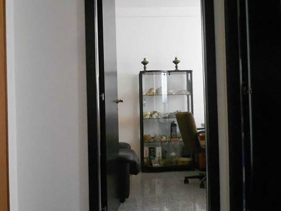 Immagine 3 di Ufficio in vendita  in Valverde 0 a Iglesias