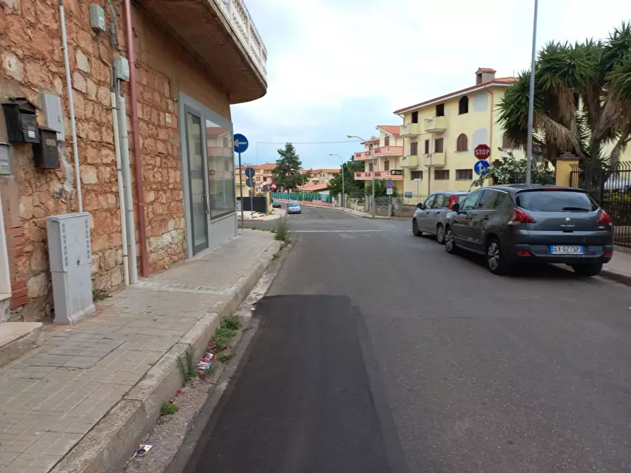 Immagine 2 di Locale commerciale in affitto  in Fadda 0 a Iglesias