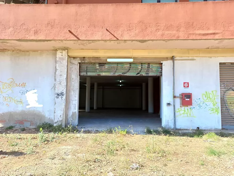 Immagine 1 di Locale commerciale in vendita  in Cristoforo Colombo 0 a Iglesias