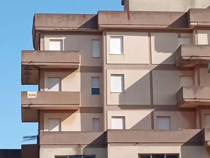 Immagine 2 di Palazzo in vendita  in Gramsci 0 a Carbonia