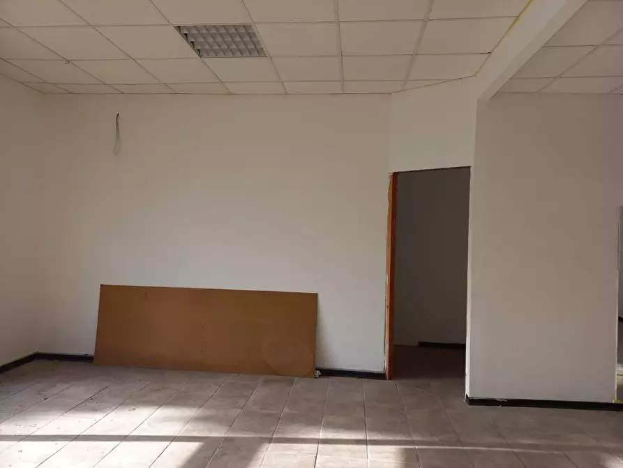 Immagine 4 di Locale commerciale in vendita  in San Leonardo 0 a Iglesias