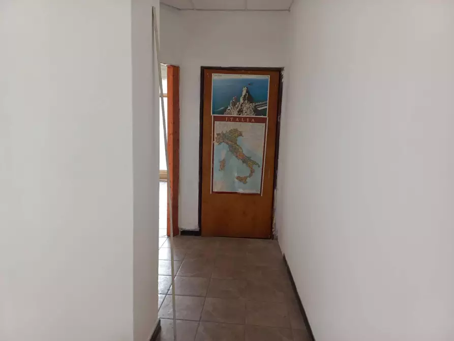 Immagine 7 di Locale commerciale in vendita  in San Leonardo 0 a Iglesias