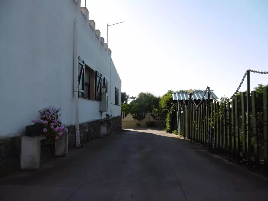 Immagine 3 di Villa in vendita  in Comunale Plage mesu 0 a Gonnesa