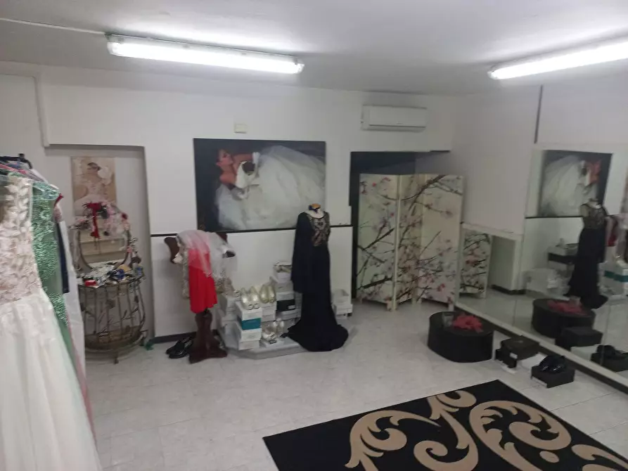 Immagine 4 di Locale commerciale in vendita  in Martini 0 a Iglesias