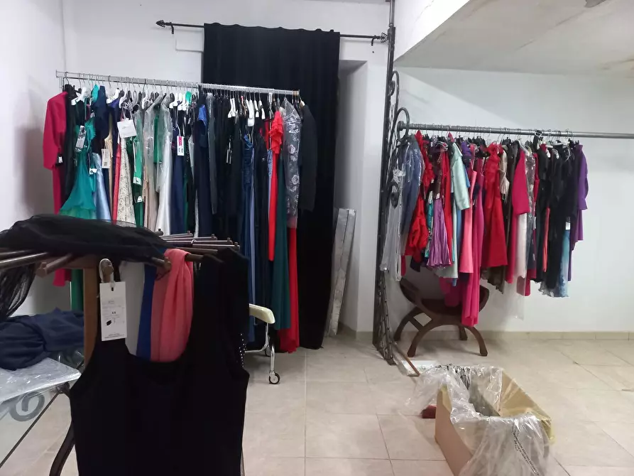 Immagine 6 di Locale commerciale in vendita  in Martini 0 a Iglesias