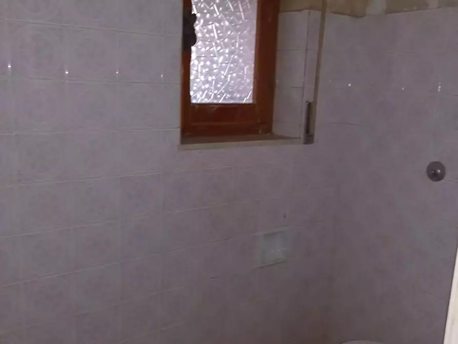 Immagine 18 di Palazzo in vendita  in VIA Tenente Cacciarru a Iglesias