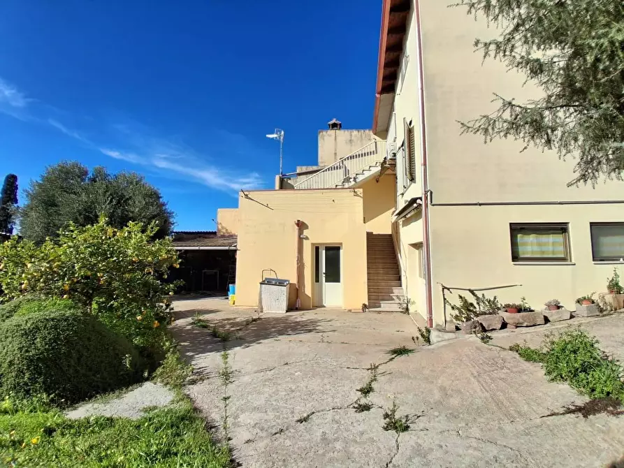 Immagine 28 di Villa in vendita  in VIA Deledda a Santadi