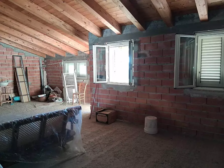 Immagine 25 di Villa in vendita  in VIA Deledda a Santadi