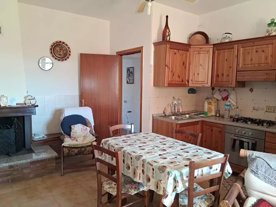 Immagine 8 di Villa in vendita  in VIA Deledda a Santadi