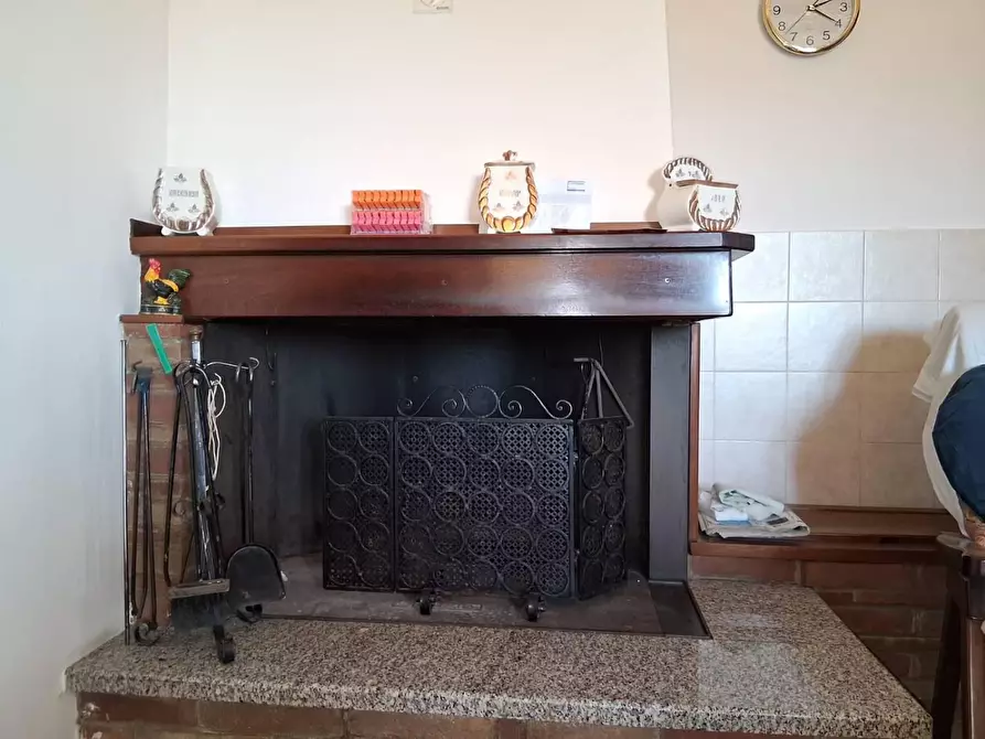 Immagine 10 di Villa in vendita  in VIA Deledda a Santadi