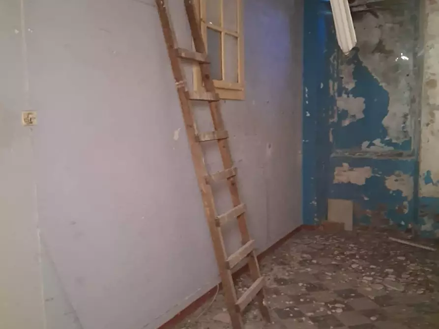 Immagine 30 di Appartamento in vendita  in VIA Musio a Iglesias