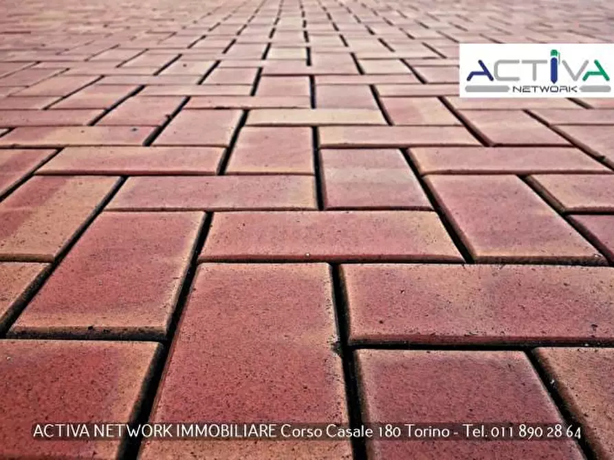 Immagine 4 di Attività commerciale in vendita  a Genova