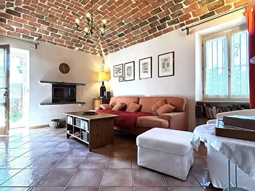 Immagine 4 di Casa indipendente in vendita  in VIA NAVIGLIANO a San Sebastiano Da Po