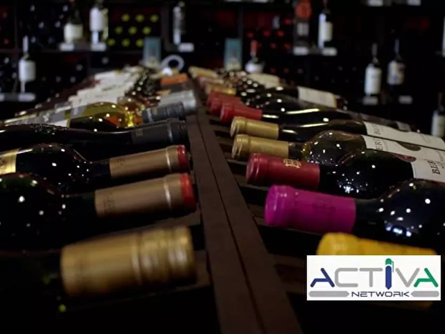 Immagine 10 di Attività commerciale in vendita  in VIA TORINO a Castiglione Torinese