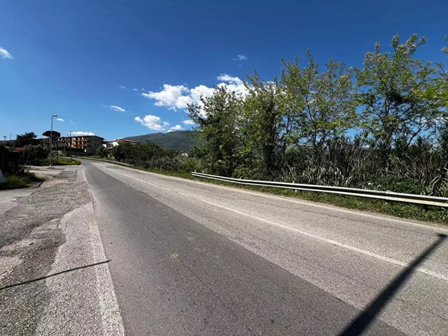 Immagine 1 di Terreno residenziale in vendita  in VIA ss 19 a Eboli