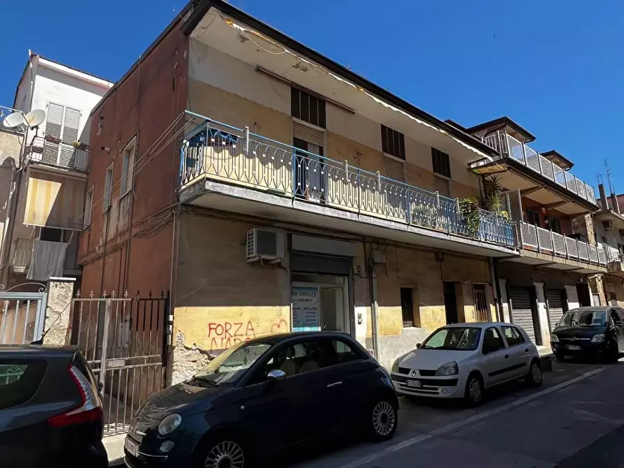 Immagine 2 di Box auto in vendita  in VIA stella a Battipaglia
