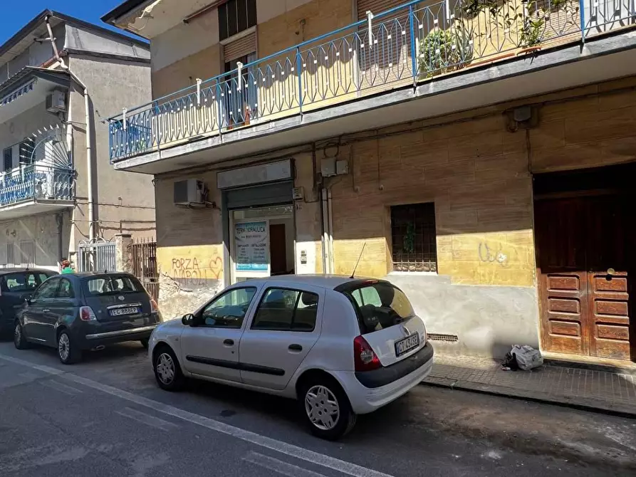 Immagine 3 di Box auto in vendita  in VIA stella a Battipaglia
