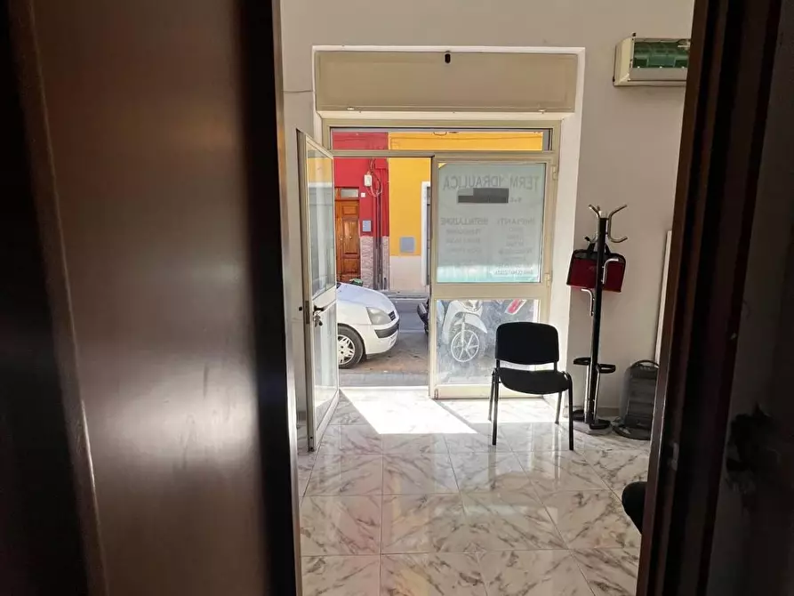 Immagine 6 di Box auto in vendita  in VIA stella a Battipaglia
