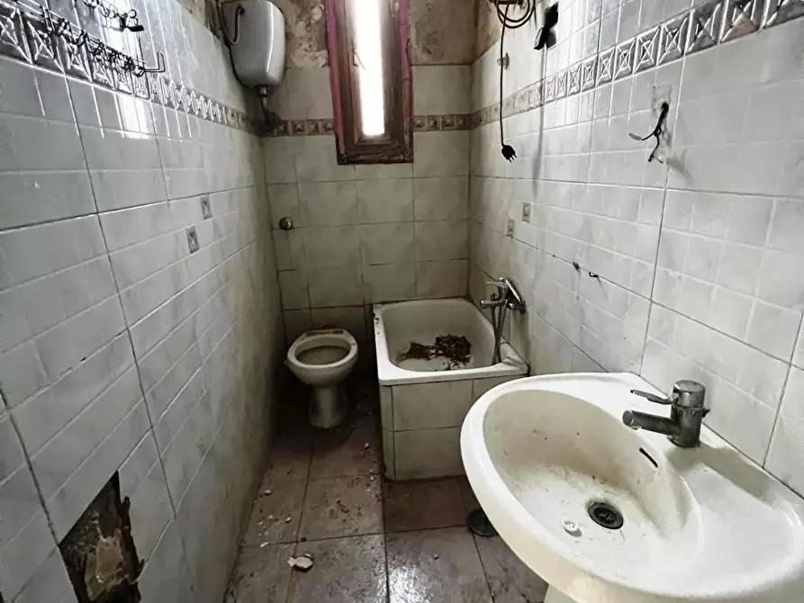 Immagine 14 di Appartamento in vendita  in VIA g mazzini 85 a Battipaglia
