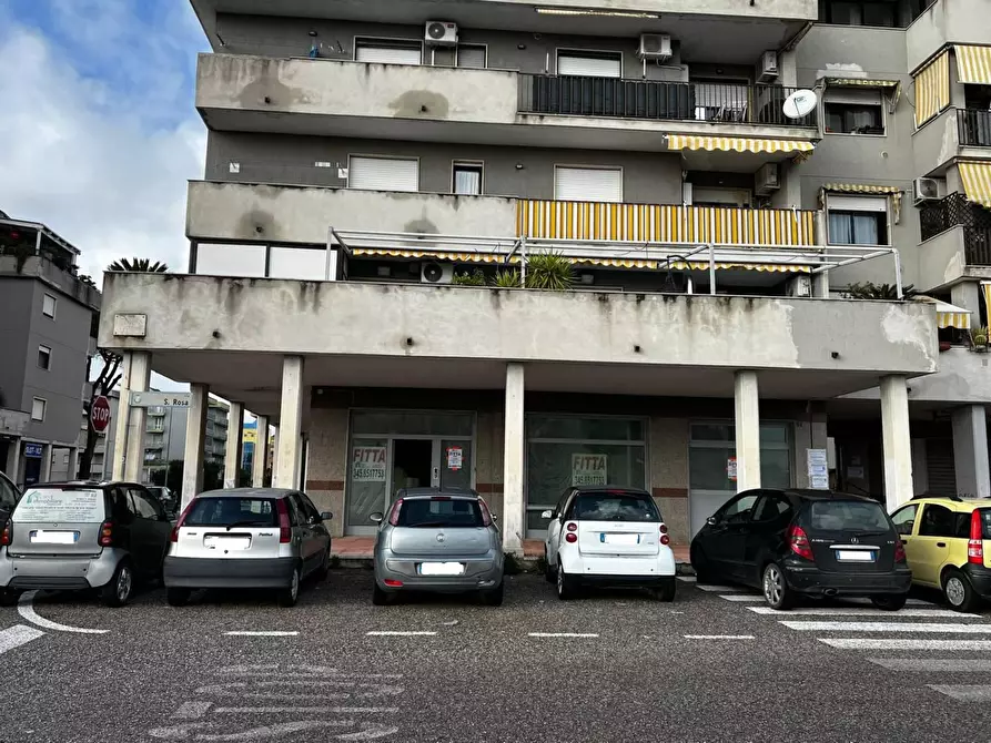Immagine 5 di Locale commerciale in affitto  in VIA salvatore rosa a Battipaglia